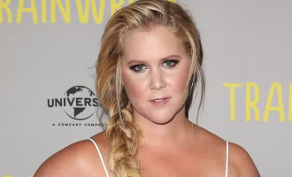 Amy Schumer Illness And Health Update What Disease Does Amy Schumer Have?