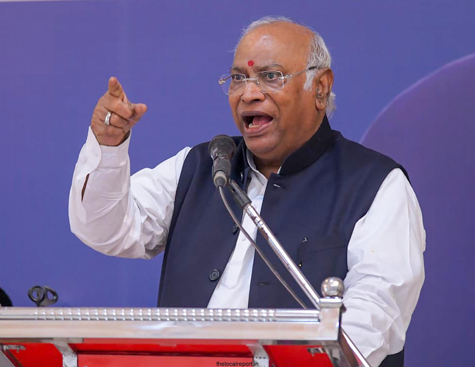 The Congress alliance in Bengal seems uncertain with 'like' Minded parties' before the assembly elections.