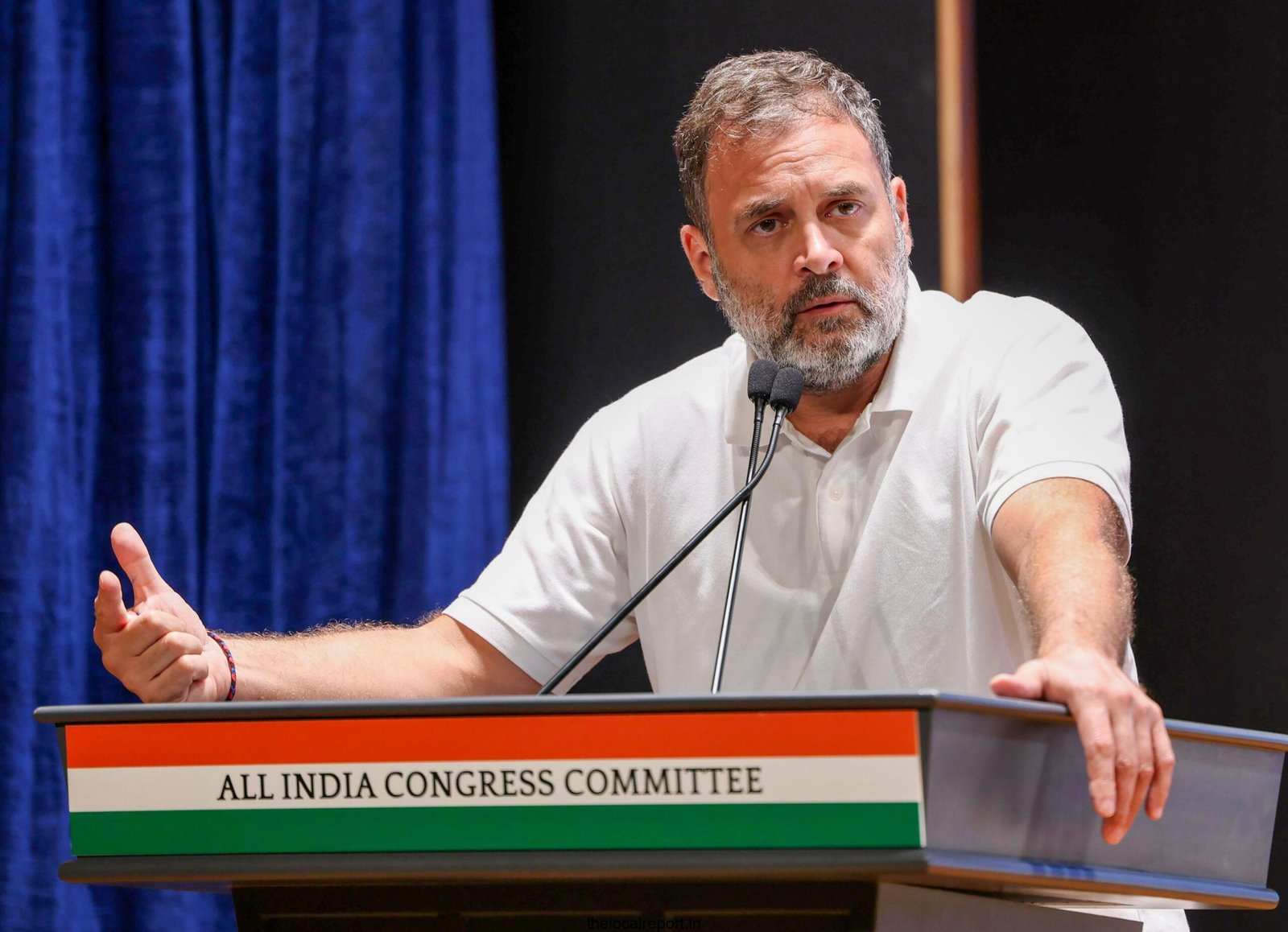 After the assembly uproar, the Kerala police searched for a BJP worker, who released the danger of death to Rahul Gandhi