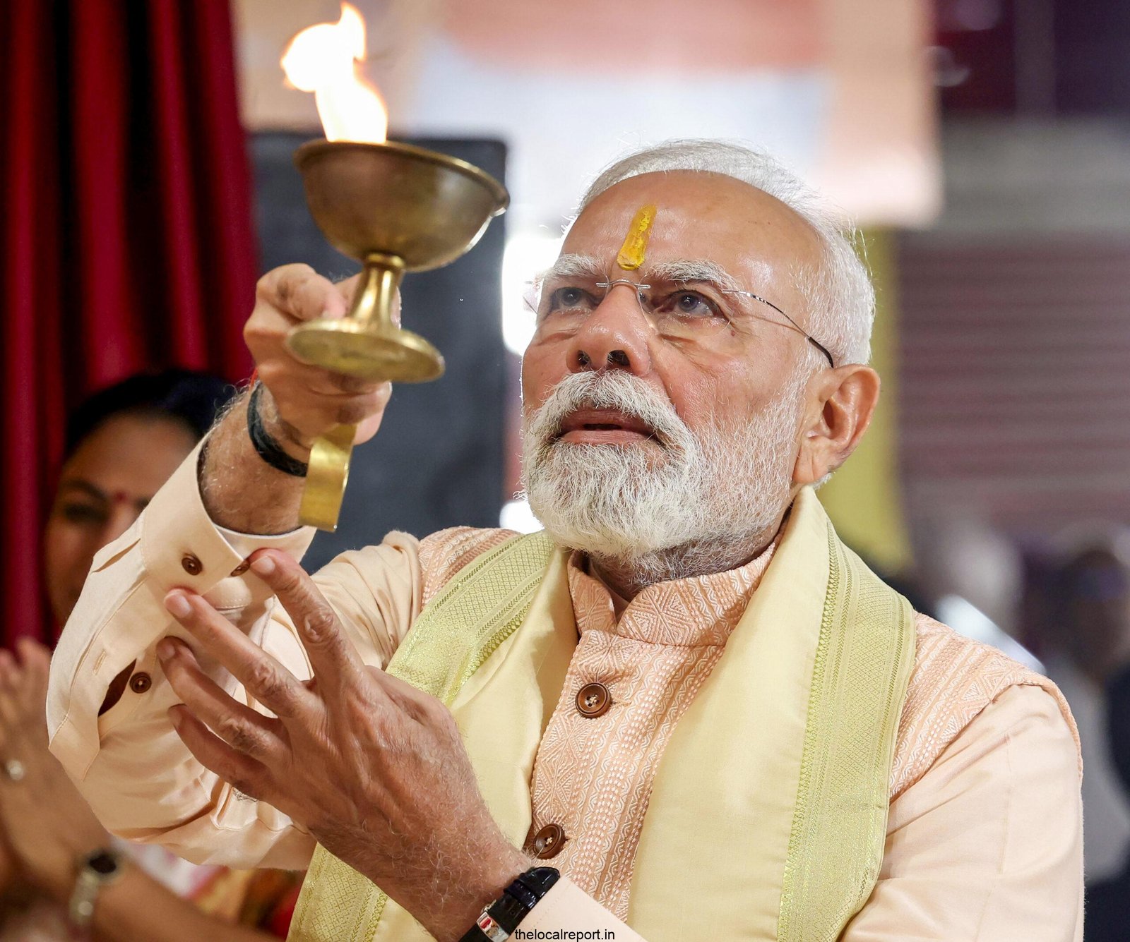PM Modi participates in Durga Puja Festival in the nucleus of Bengali community of Delhi