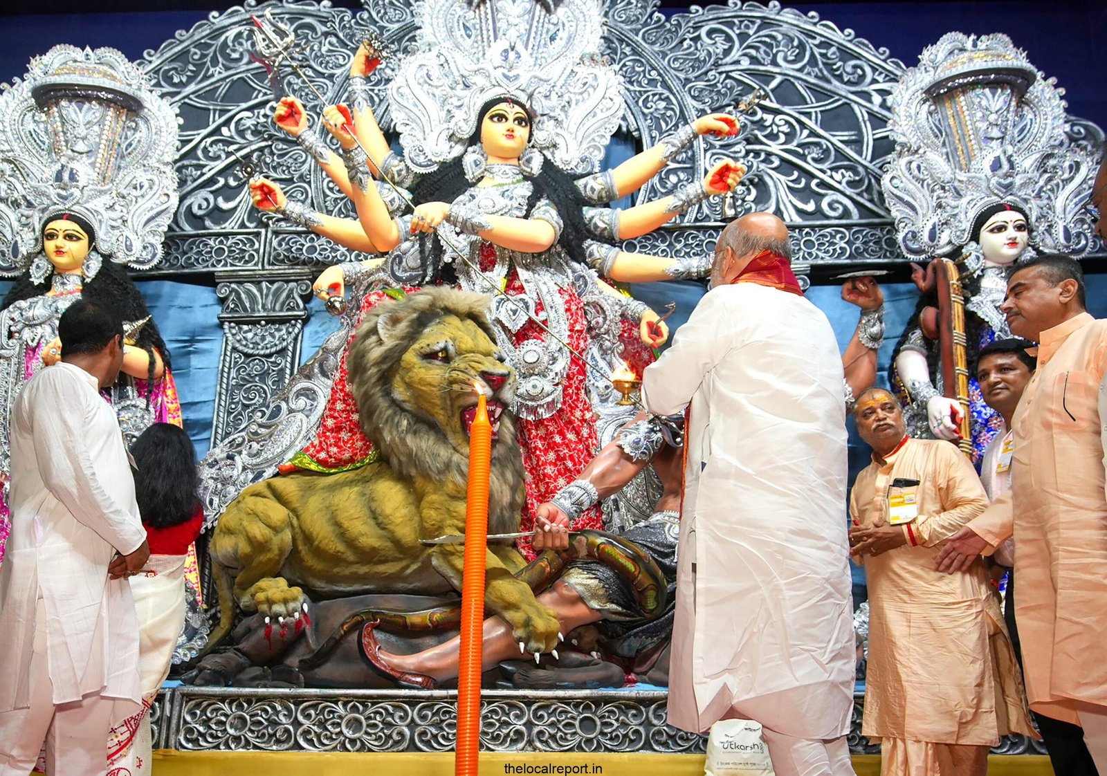 Santosh Mitra Square Durga Puja organizer accused the police of blocking visitors, it is called a political vendetta
