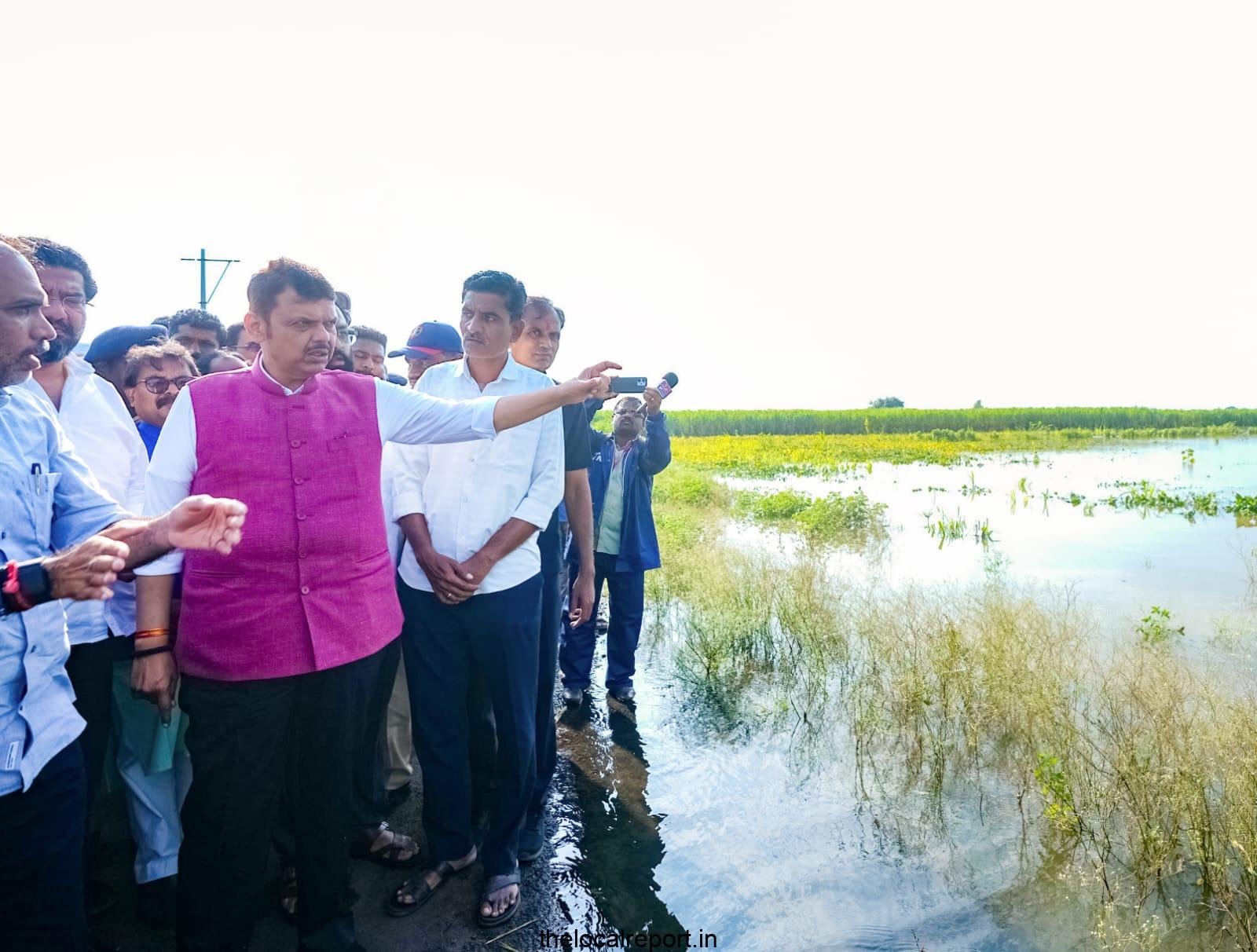 The government stands firmly with people colliding with floods, will provide all possible support: CM Fadnvis