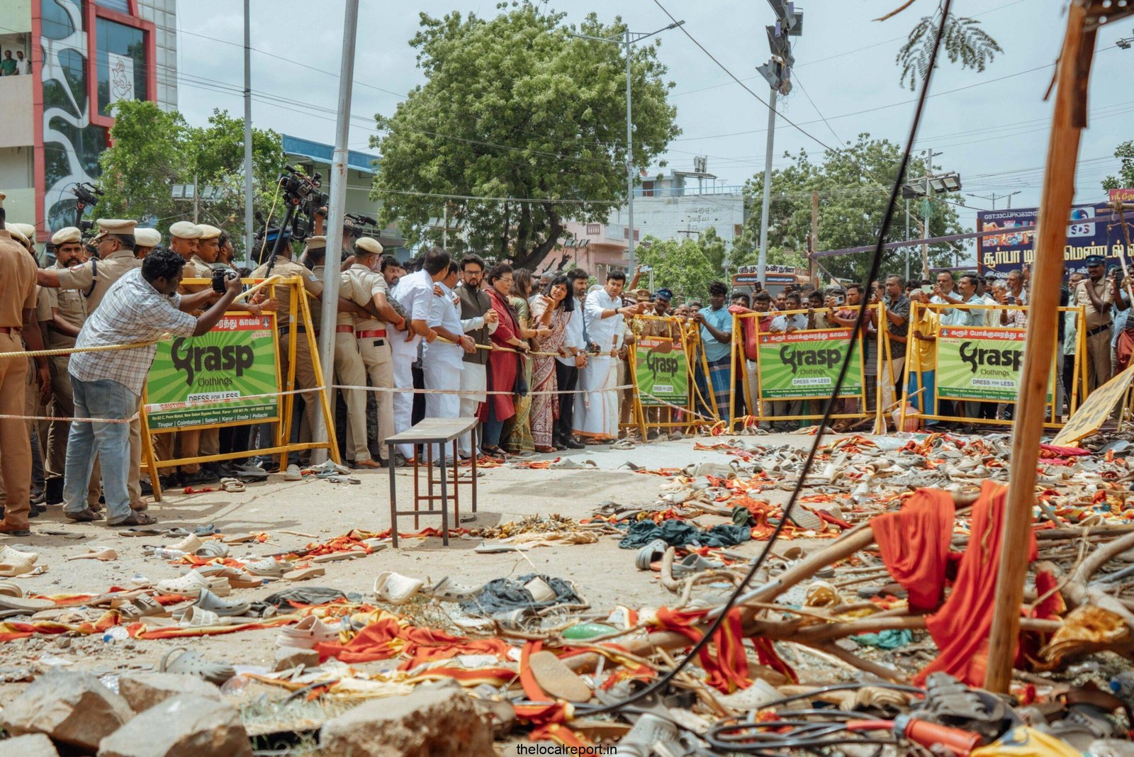 'We want to know what went wrong': Hema Malini -led NDA delegation in Karur