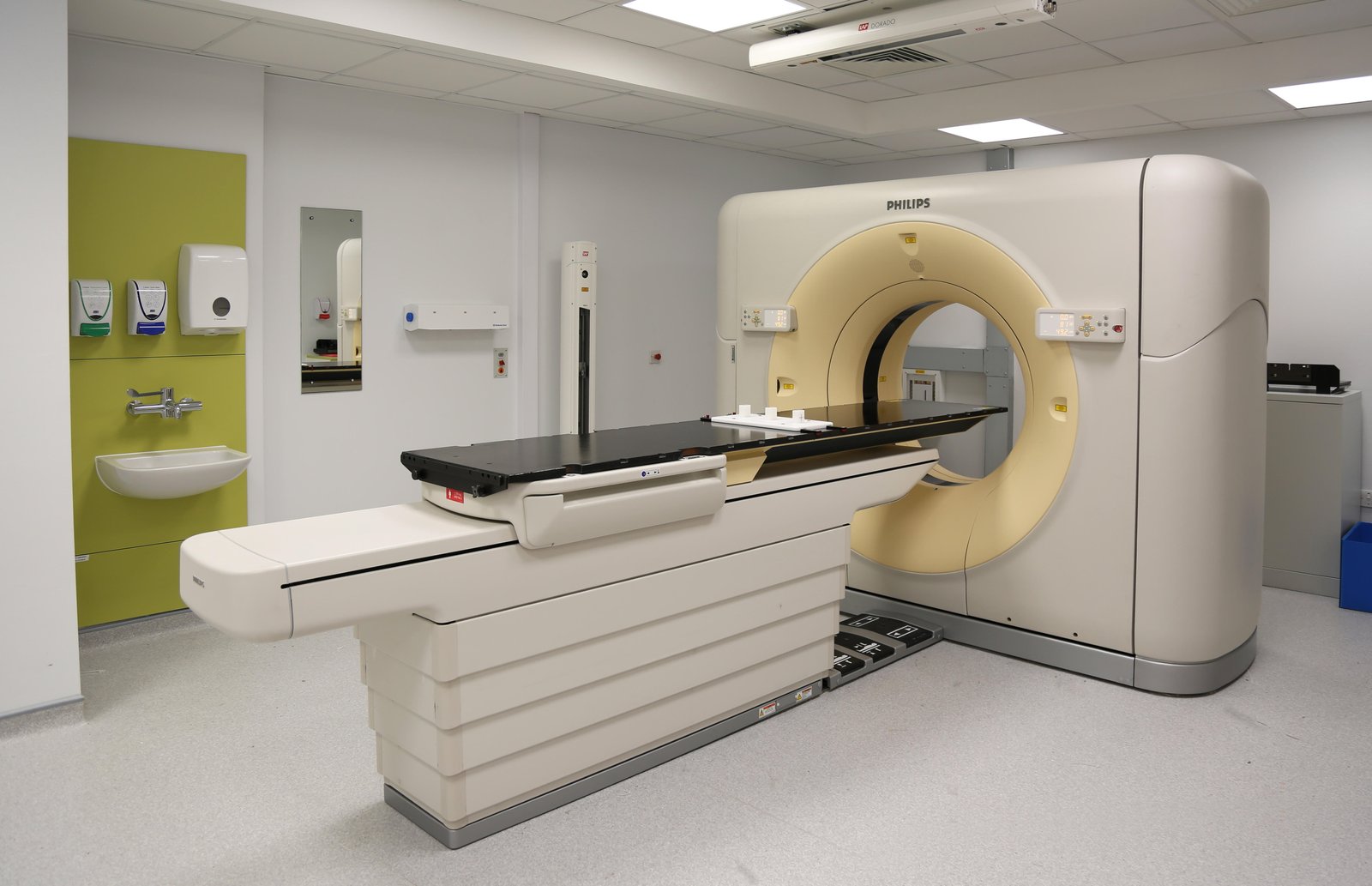 The NHS Trust noticed the improvement in its waiting list time, in which 90 percent of the patients were scanned within three weeks of the referral, and said that they could train more employees on MRI machines.