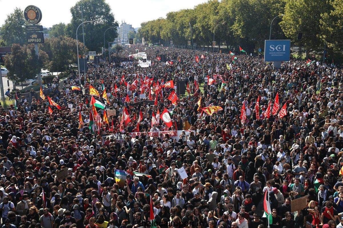 2 million rally in Italy for Gaza prevents major services as a general strike