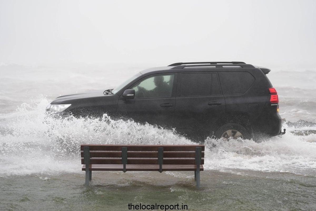 Hurricane Amy: A dead in the weather related incident; About 250,000 without power