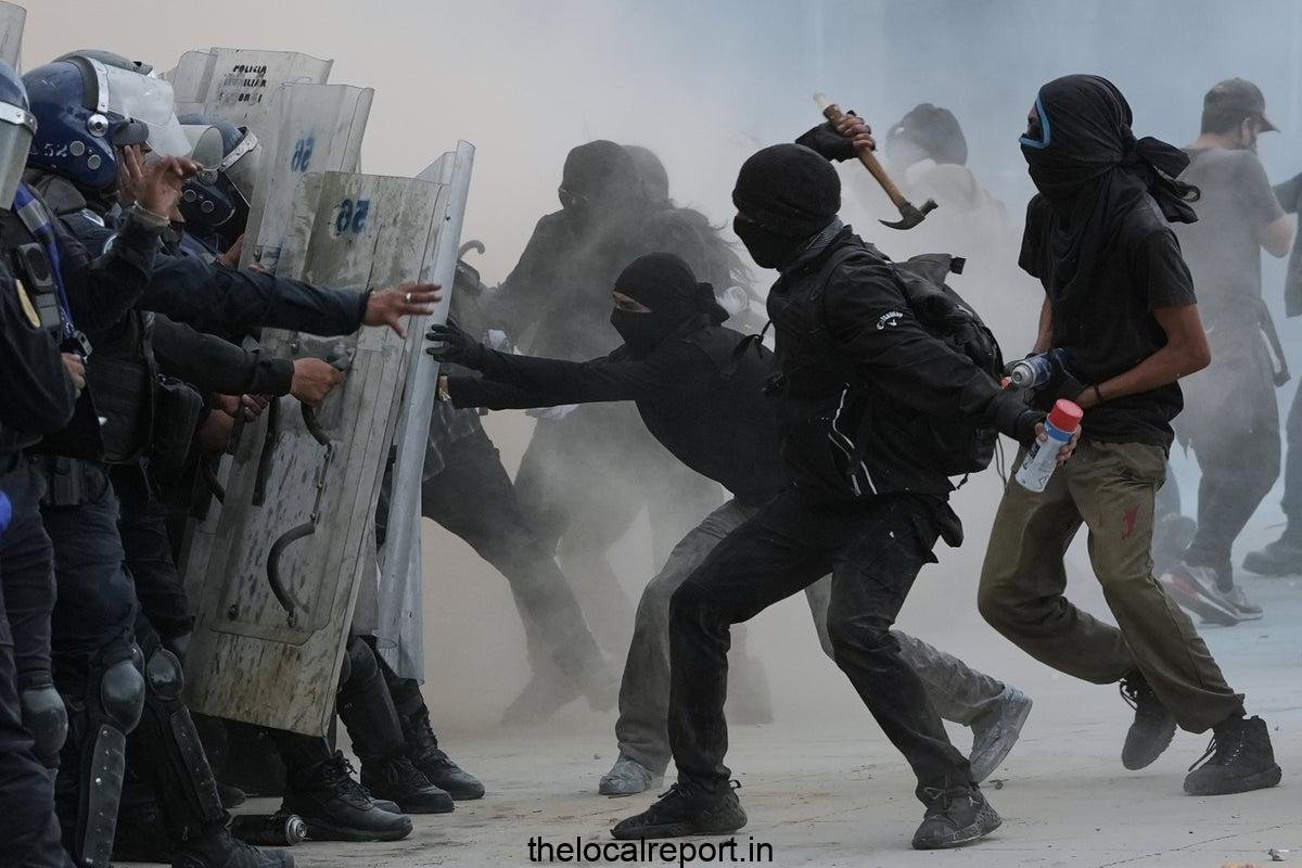 Characteristics of Gaza Crisis Recalling 1968 Mexican massacre in March