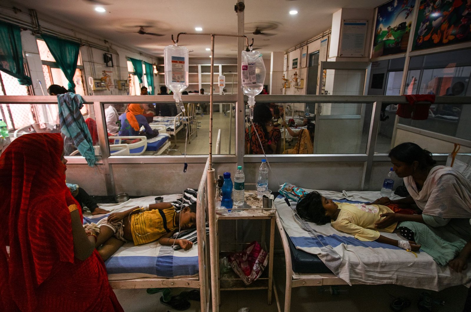 Representative: Children admitted to hospital in India after being ill with impure water