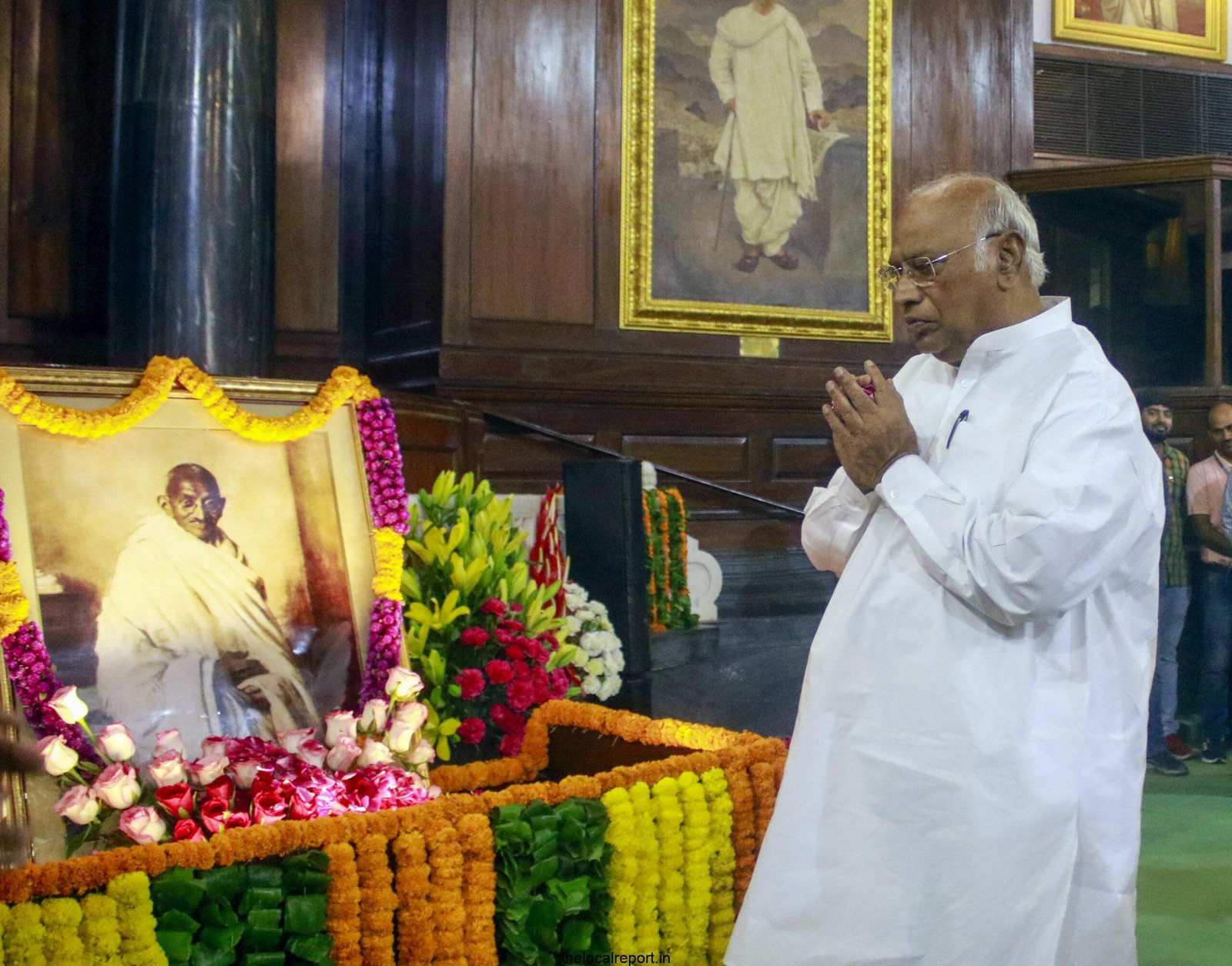 Ideal of truth, non -violence, 'Satyagraha' should always be a source of inspiration for us