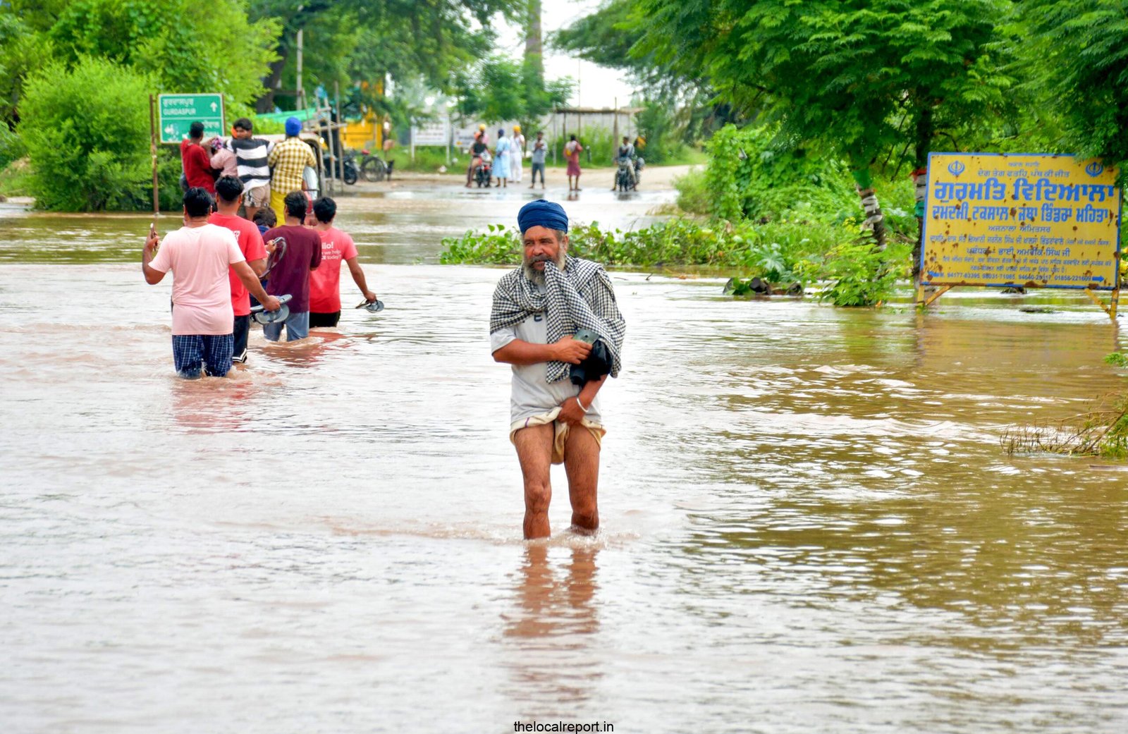 Punjab AAP says that the governor's statement, the center's attitude on floods is unnecessary