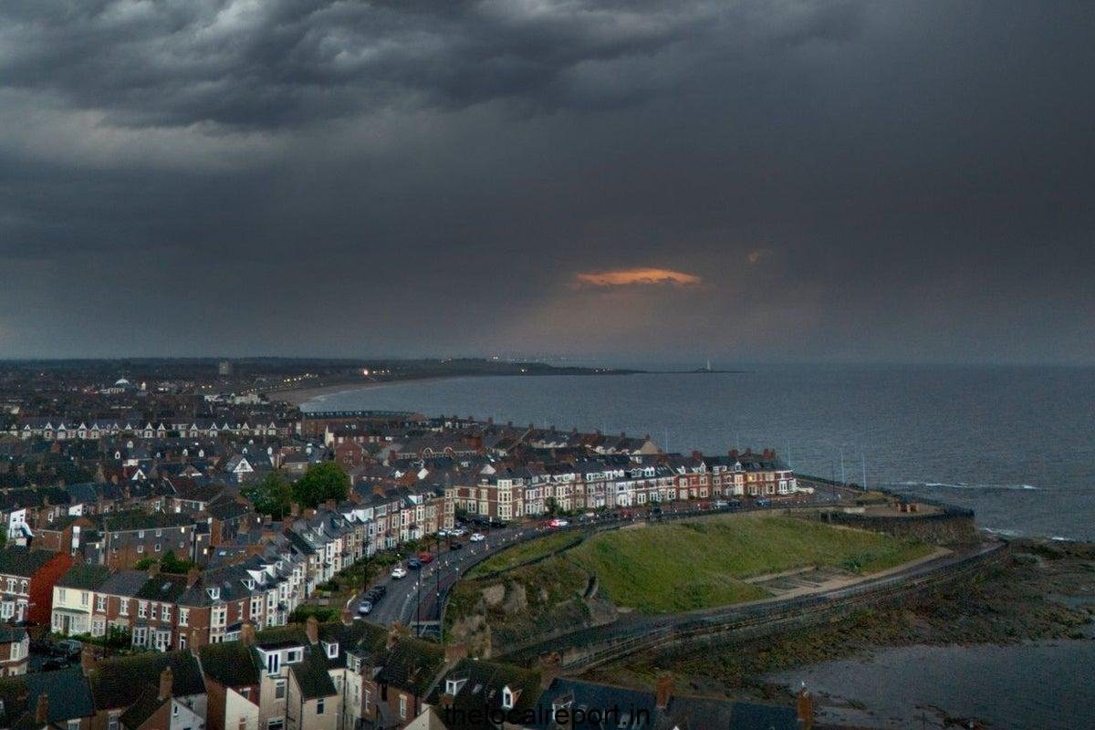 Hurricane Amy warned Britain of heavy rains and wind issues in the form of wind