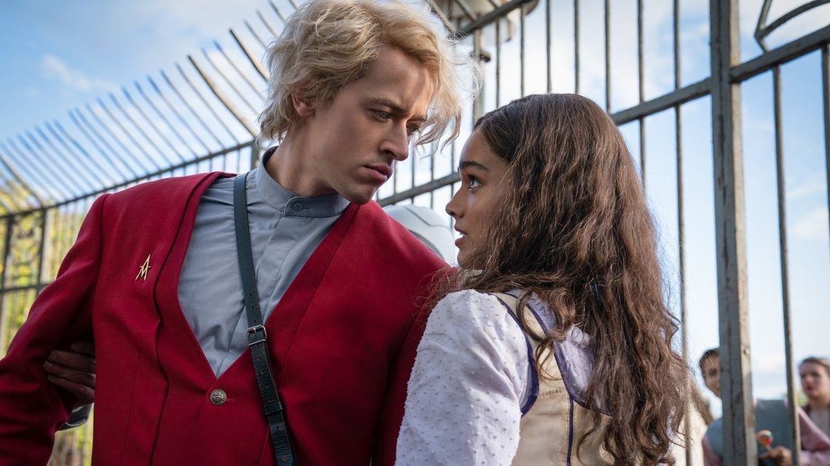 Blyth and Rachel Zalgler in 'The Hunger Games: The Bailad of Songbirds and Snake'