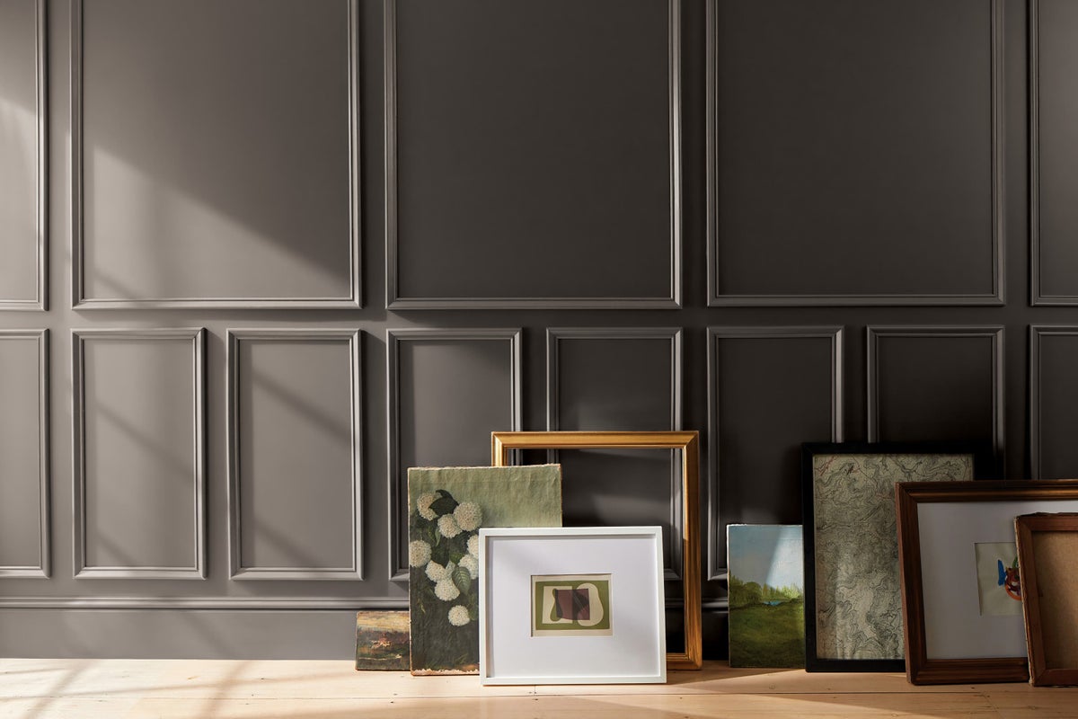9 Ways to Create Dark, Moody Tones to Enhance the Beauty of Your Space
