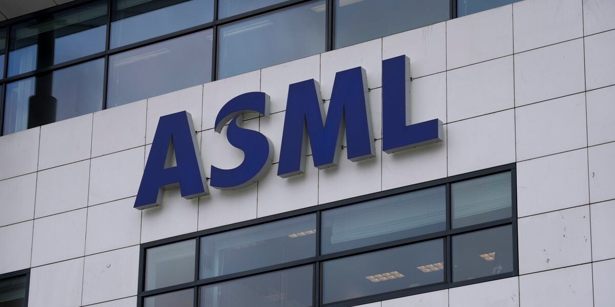 ASML posts record profits of $11.5 billion in 2025, plans to cut 1,700 jobs thanks to artificial intelligence-driven demand