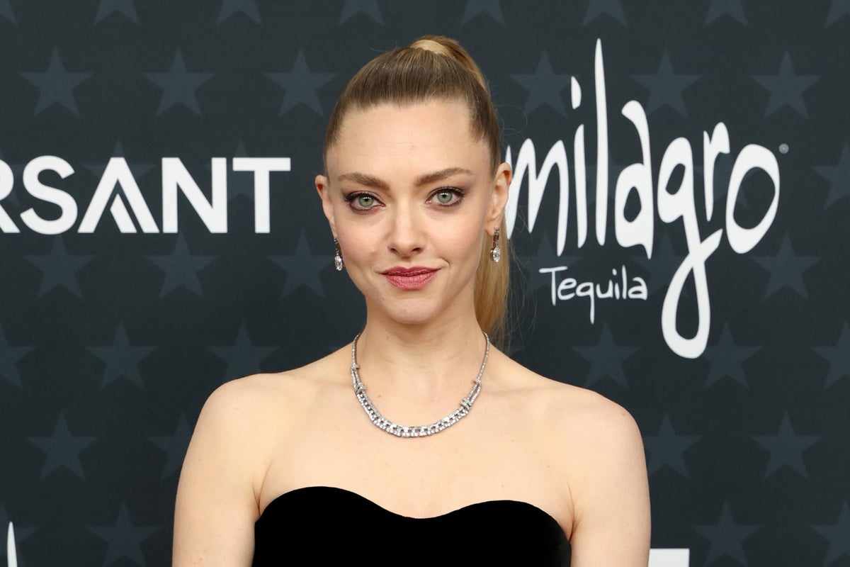 Amanda Seyfried says she's still taking medication for obsessive-compulsive disorder decades after diagnosis