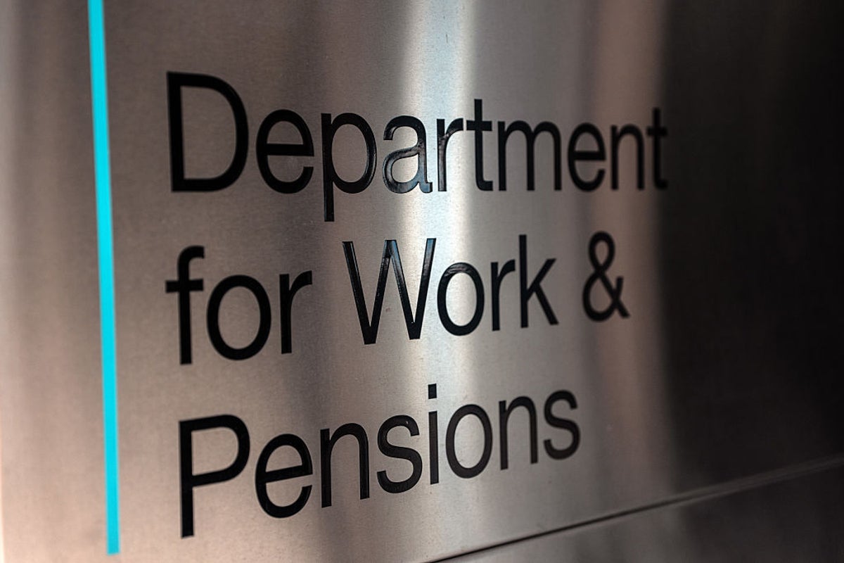 DWP announces two new payments to support living costs until 2026