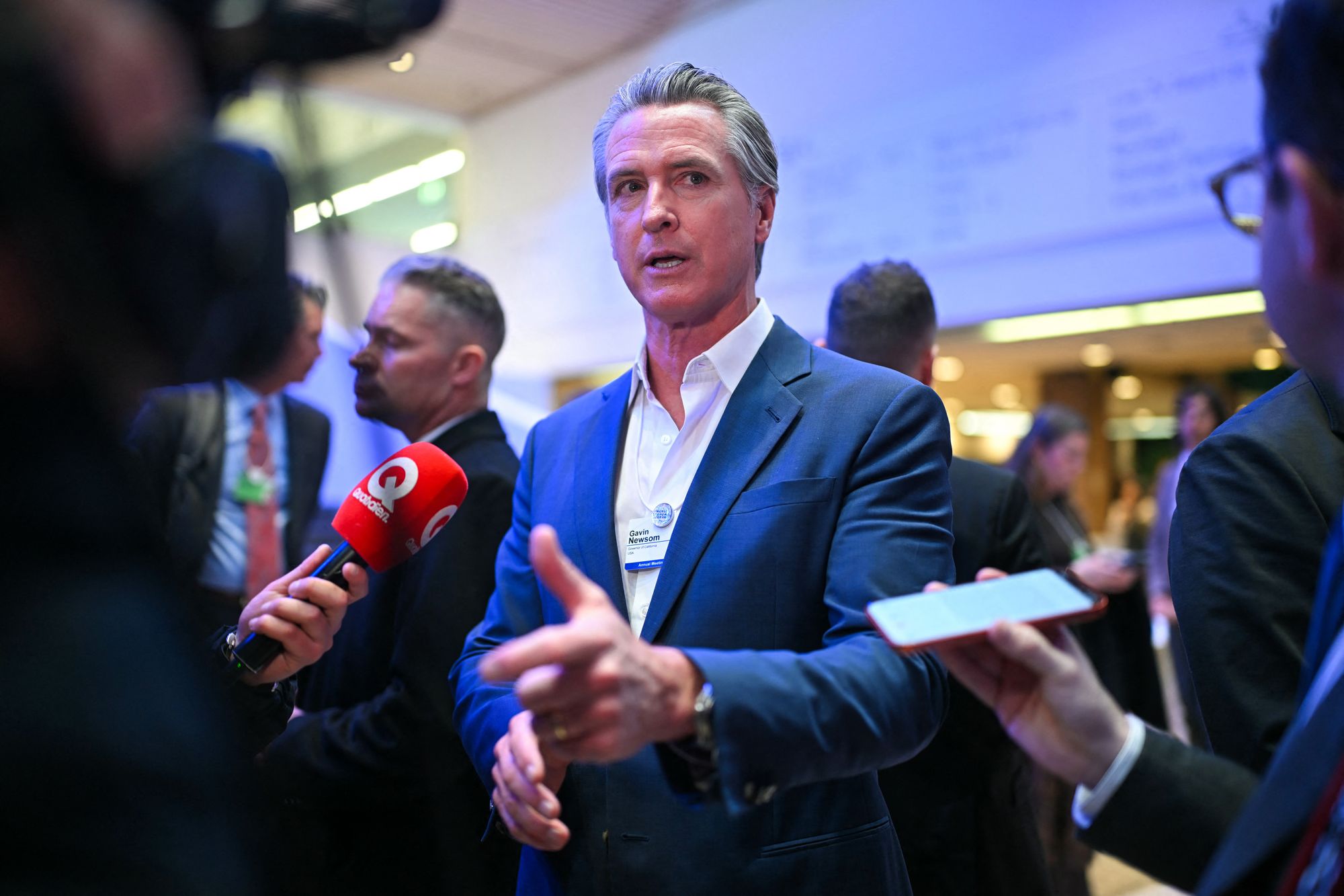 Newsom pushes back on Trump's economic policies at 2026 World Economic Forum in Davos