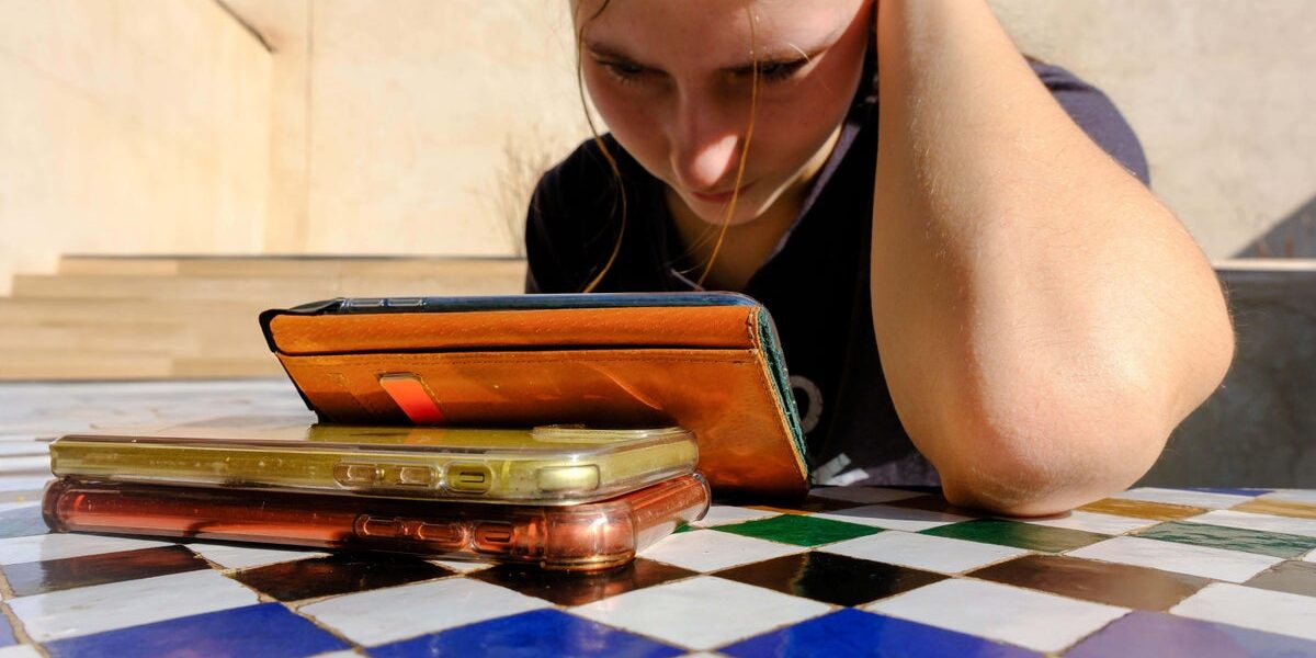 Government to consult on Australian-style social media ban for under-16s