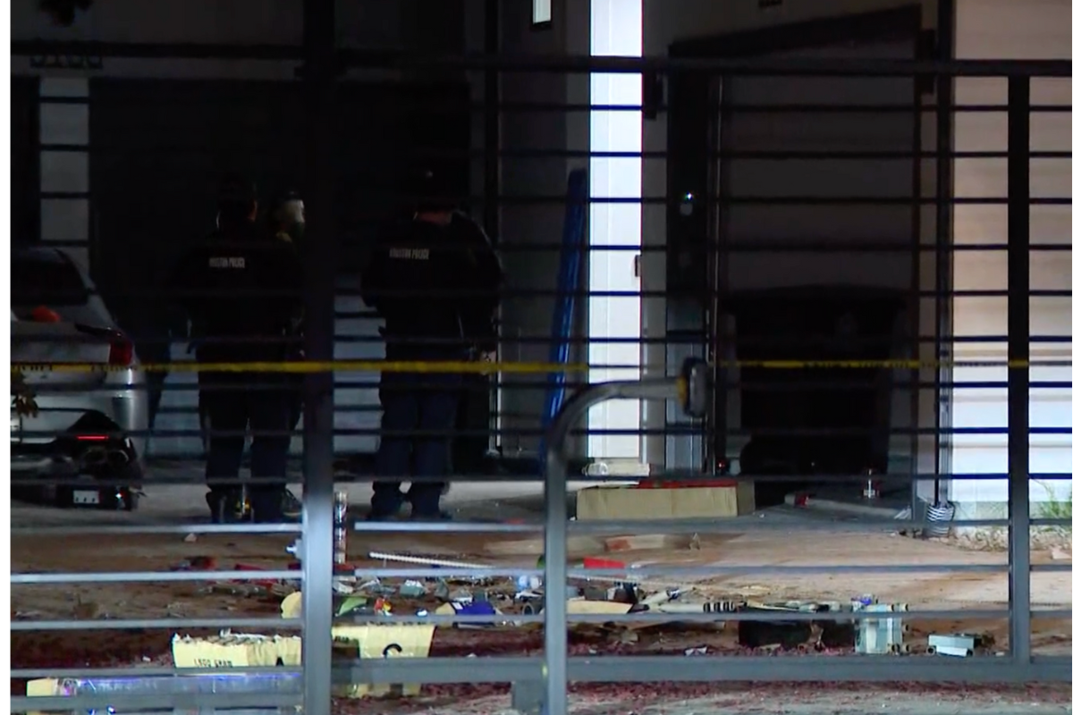 Gun violence breaks out at New Year's party, Houston shooting leaves two seriously injured