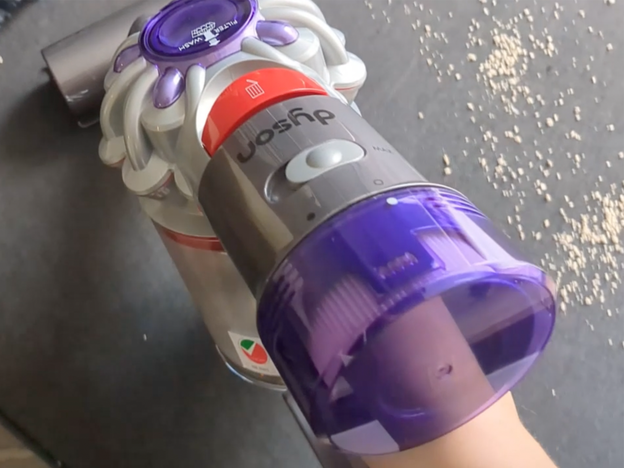 I reviewed battery life, suction power, and accessories