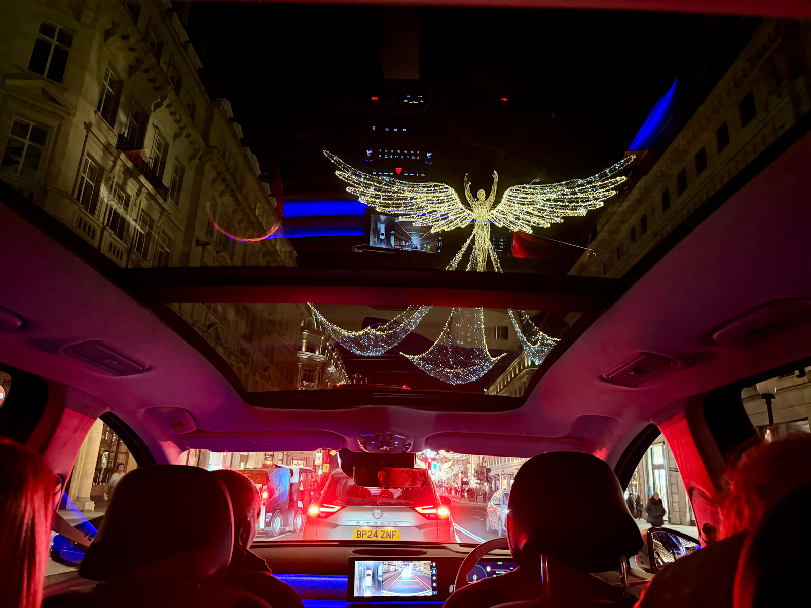 Hyundai Ioniq 9's panoramic sunroof offers great views of London's Christmas lights