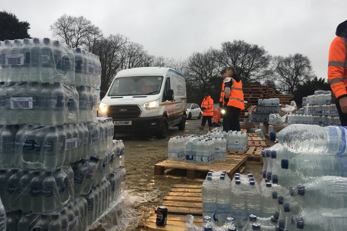 'It's chaos': Anger grows as thousands remain without water amid massive shortages