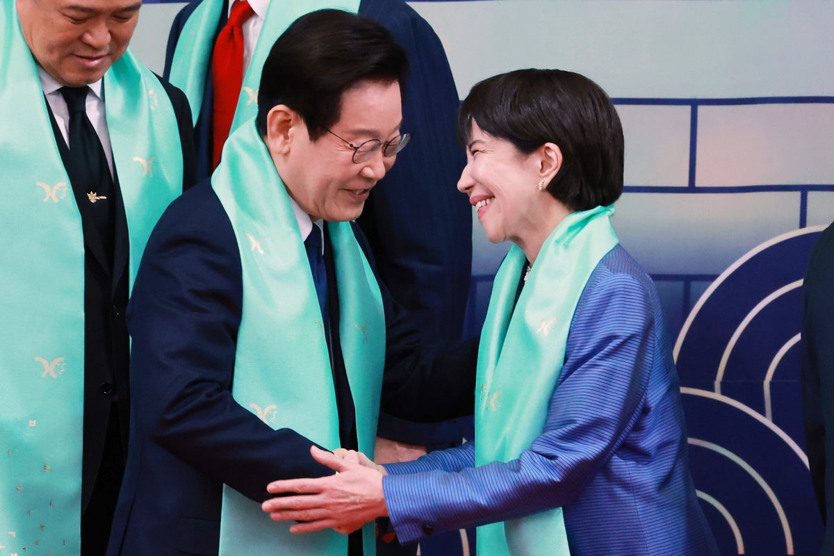 Japan to hold summit with South Korea to strengthen ties as Tokyo's ties with Beijing sour