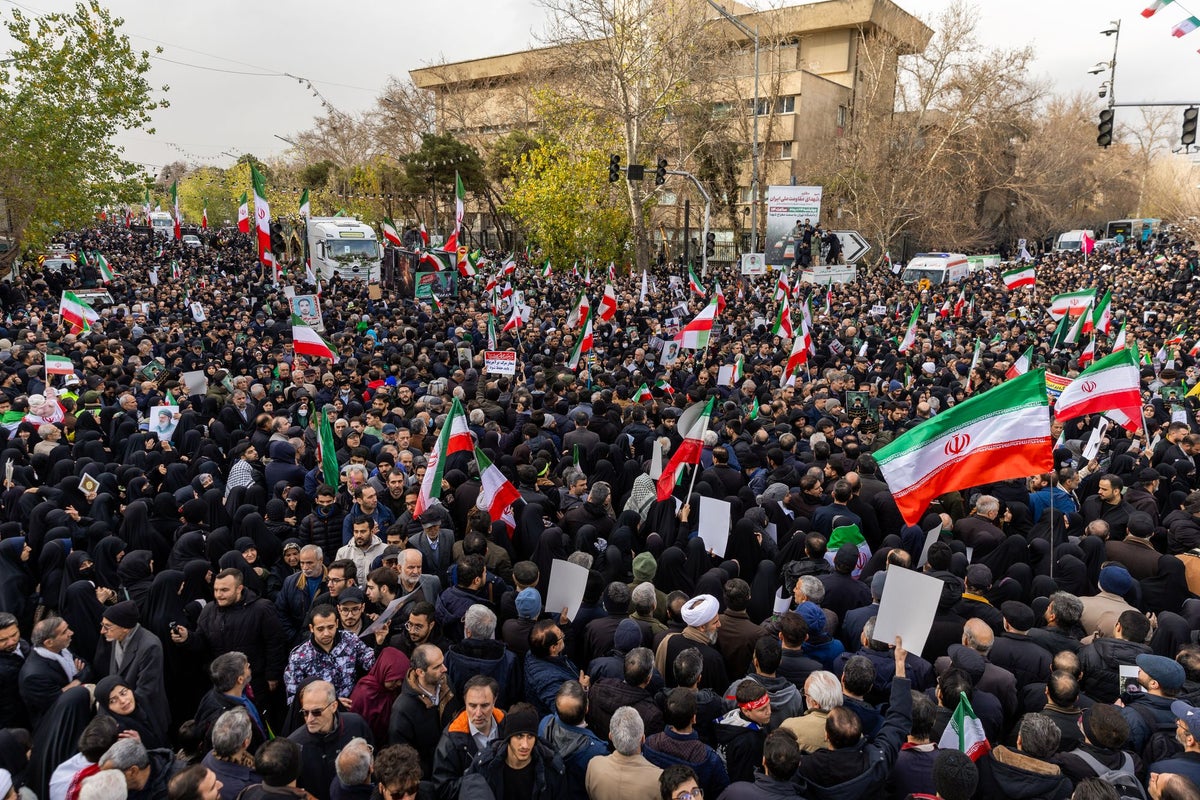 Latest Iran protests: Trump warns Tehran killings will have 'serious consequences'