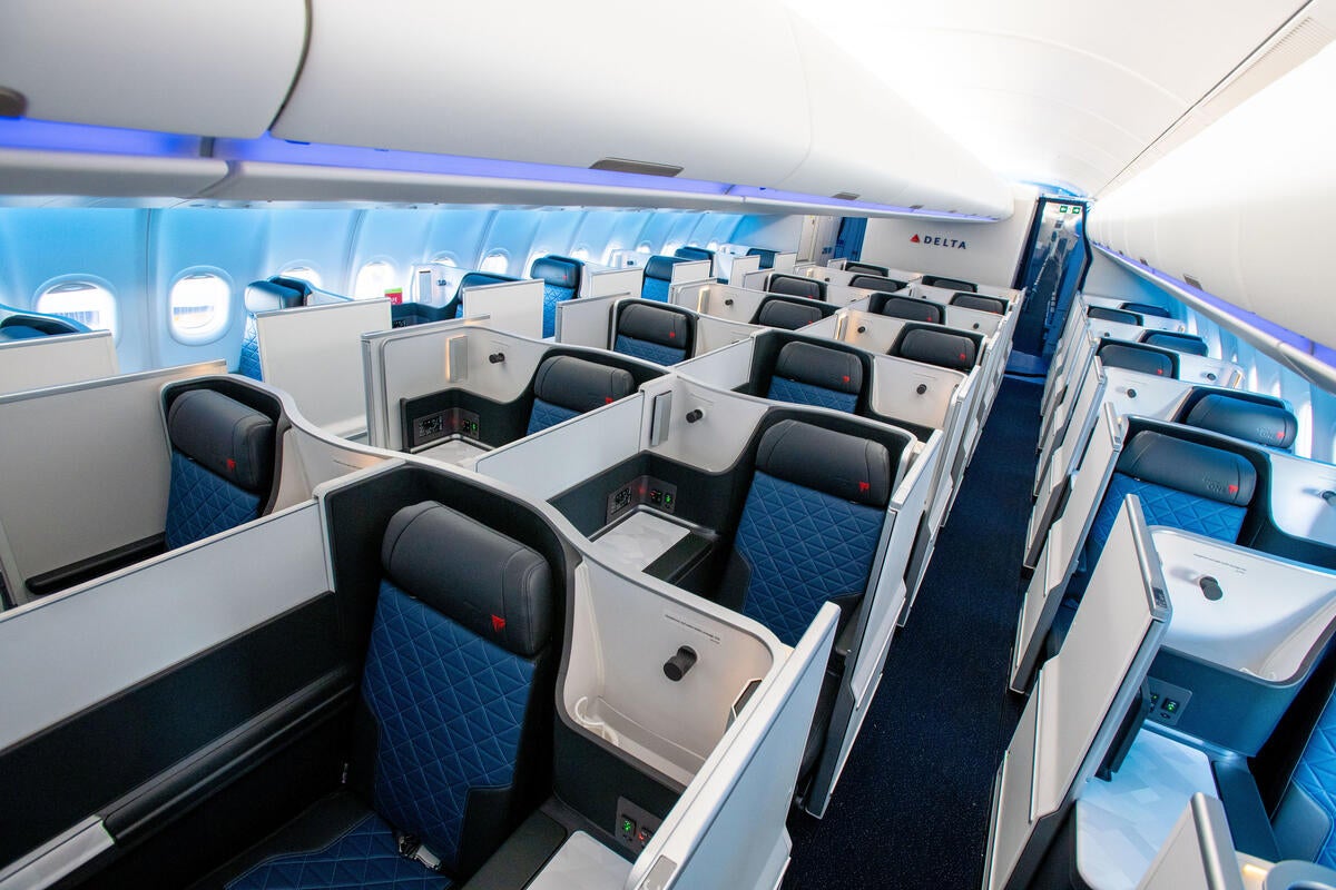 Major US airline reveals 'basic' first and business class seats arriving this year