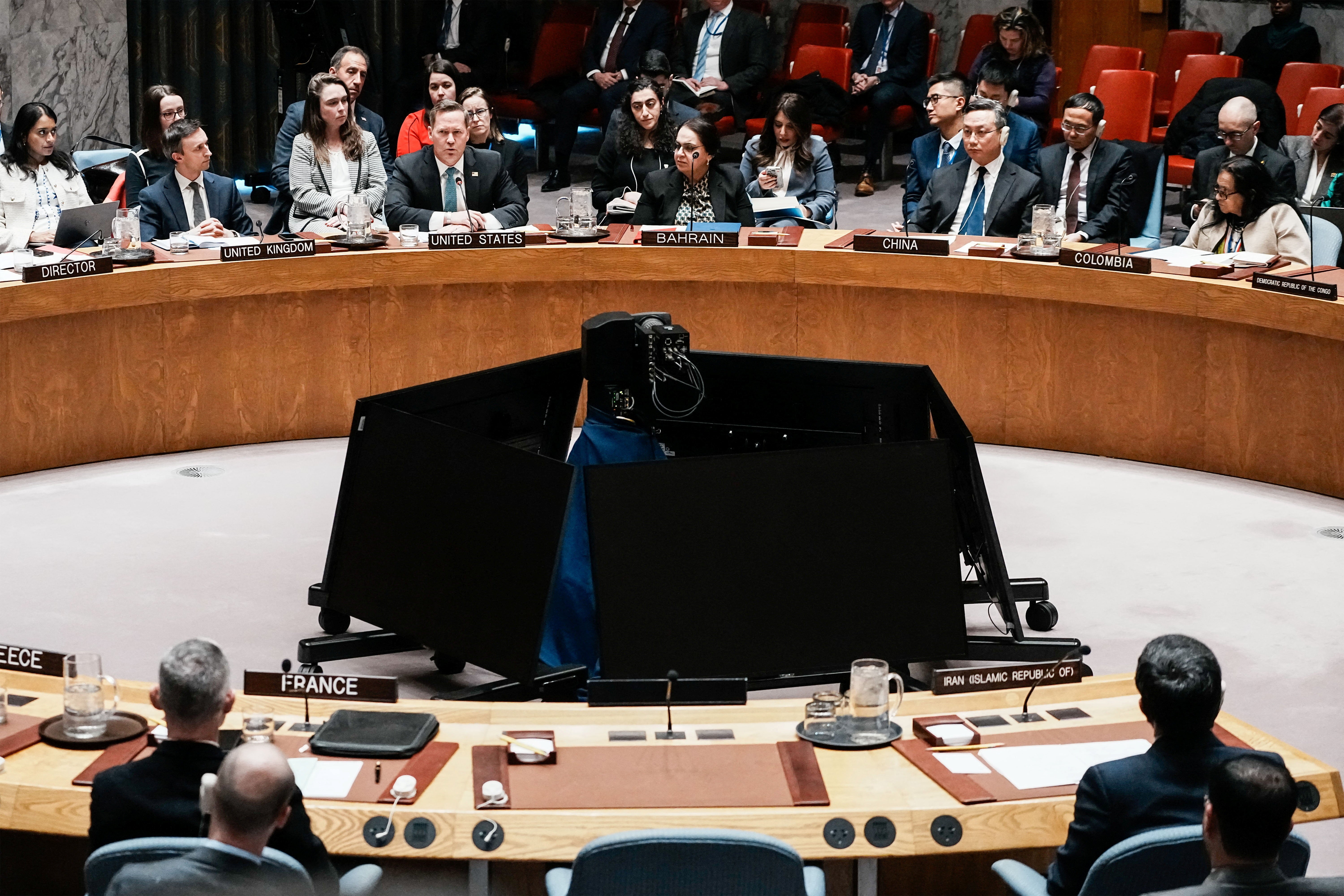 At the request of the United States, members of the United Nations Security Council held a meeting on Iran at the United Nations Headquarters in New York