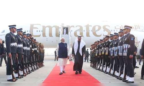 Modi receives UAE President Mohammed bin Zayed on brief visit to India