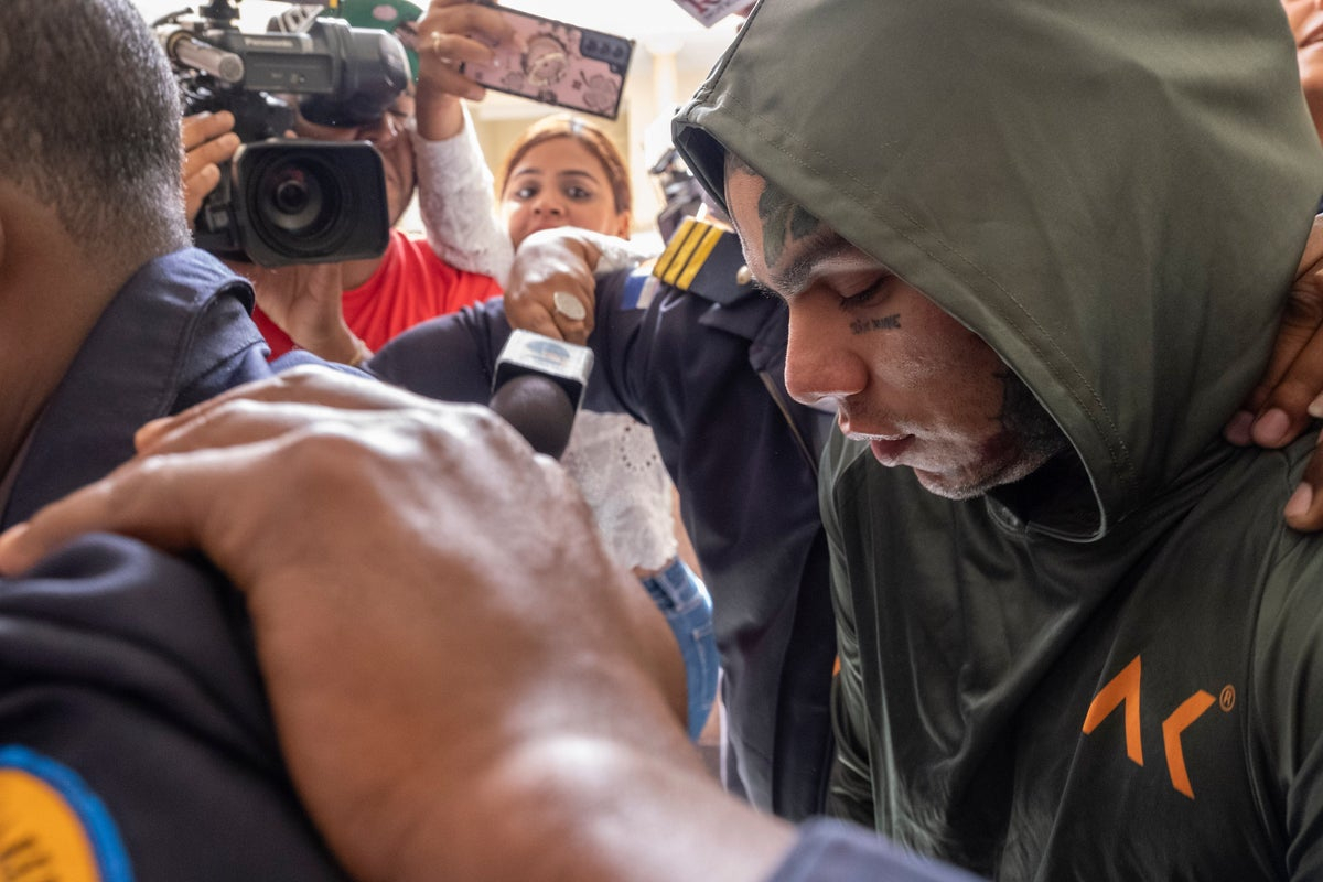 Rapper Tekashi 6ix9ine becomes latest celebrity inmate of notorious New York prison