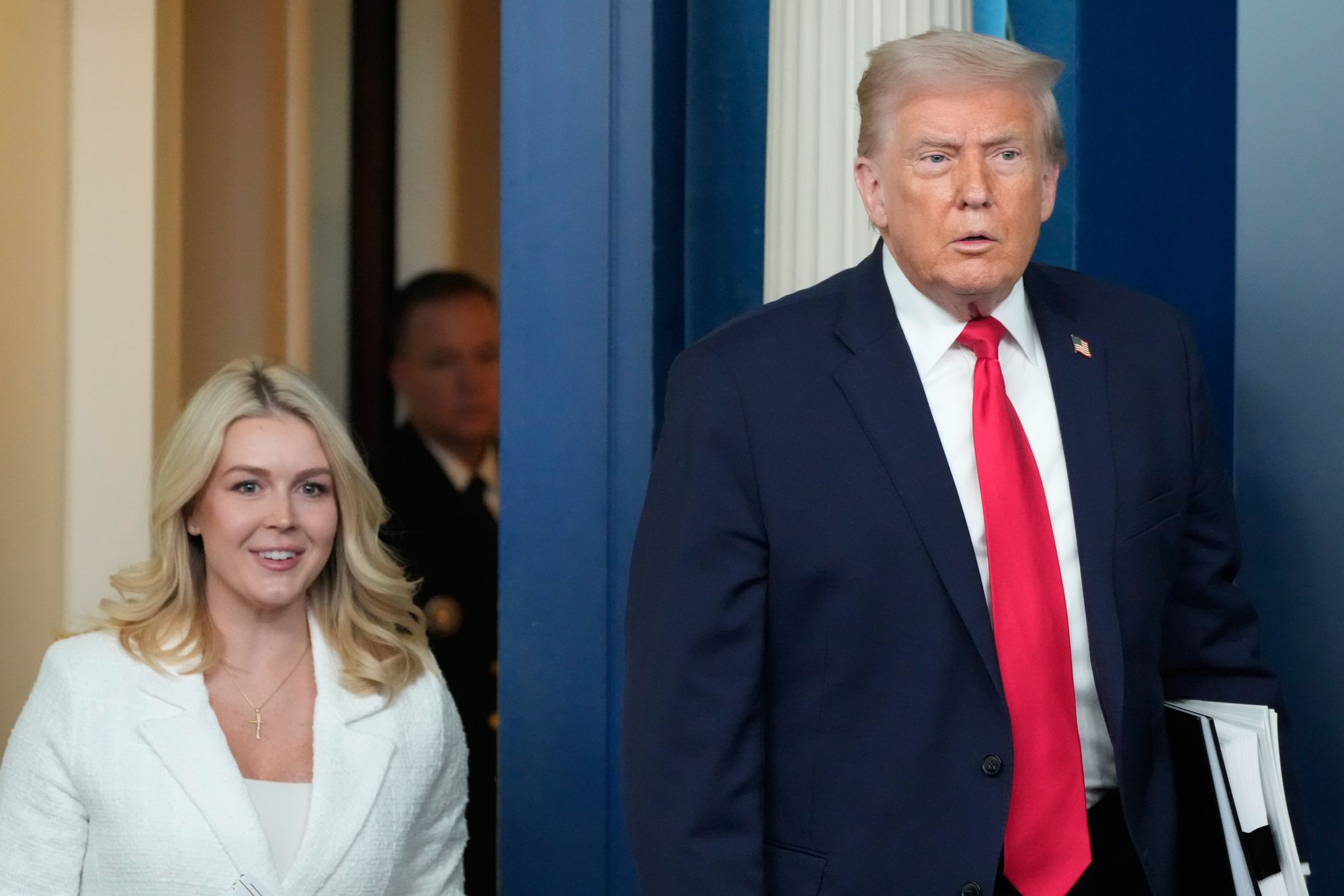 White House press secretary Carolyn Leavitt jokes about Trump administration's Qatar plane as Air Force One experiences technical glitches