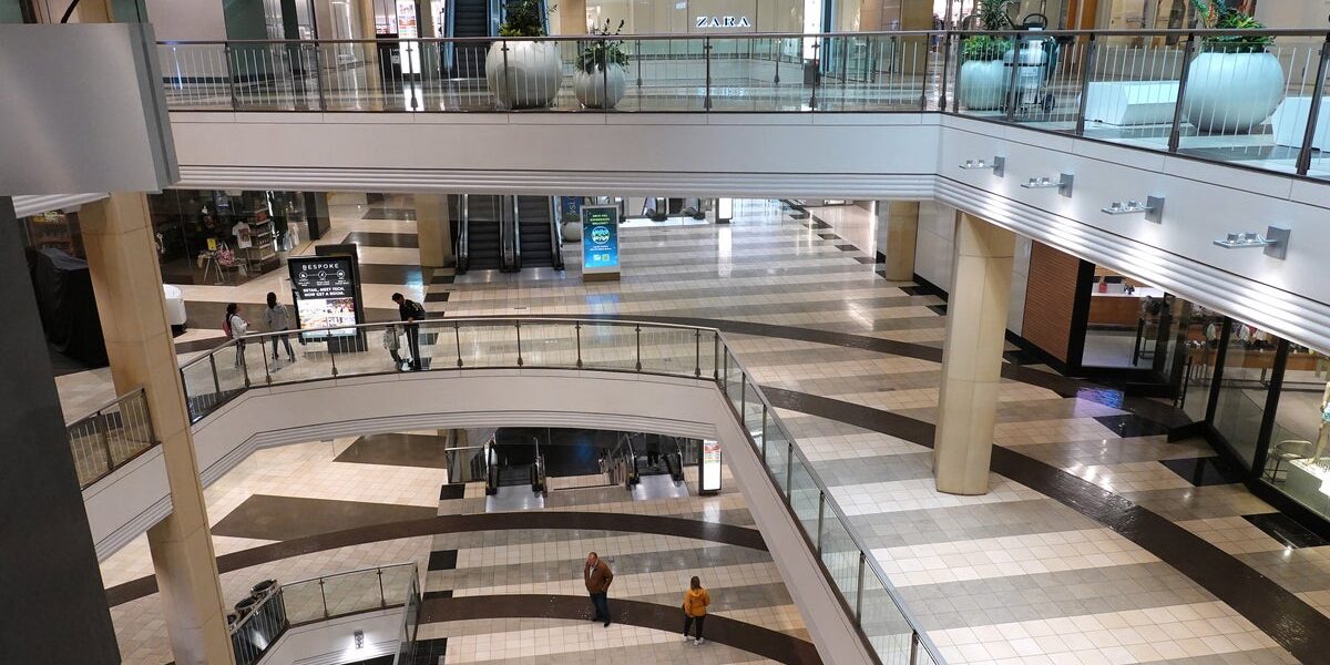 San Francisco mall hit by crime, stores shuttered, permanently closing next week