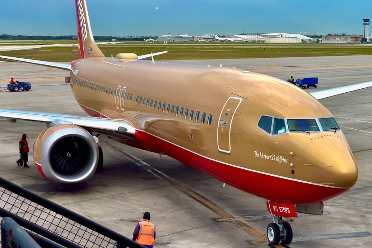 Southwest Airlines' last "open seat" flight takes off Monday on a special plane