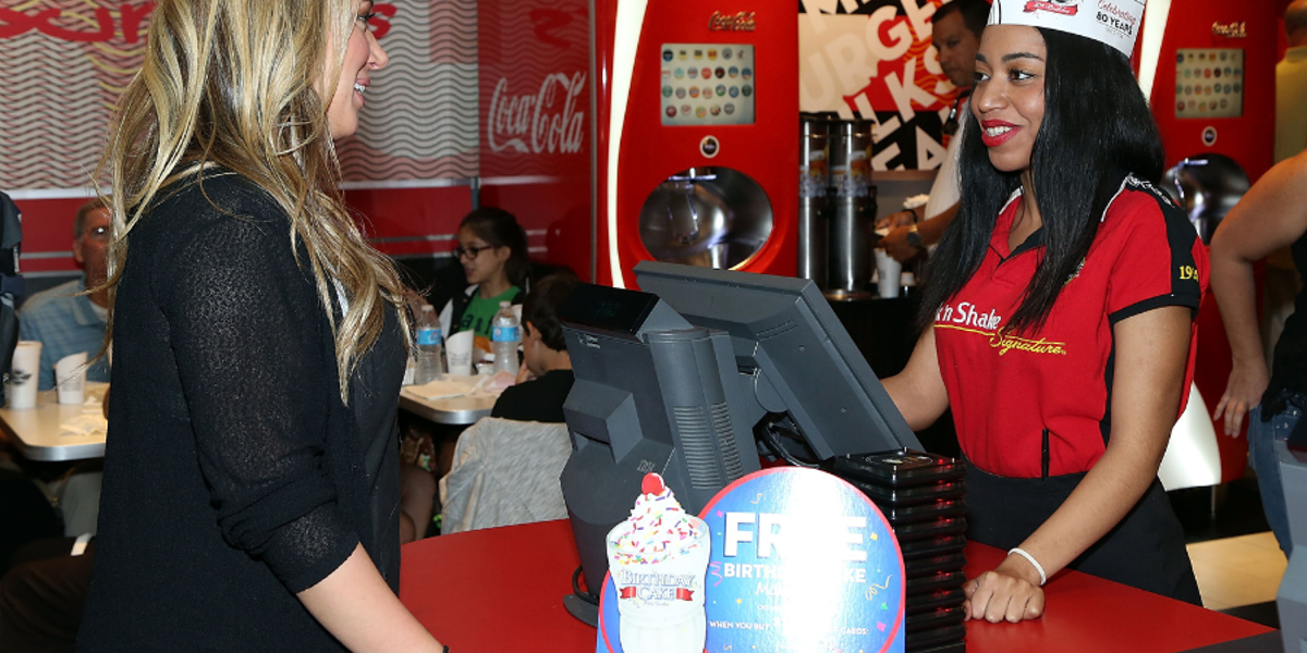 Steak 'n Shake restaurant chain announces plans to pay employees Bitcoin bonuses