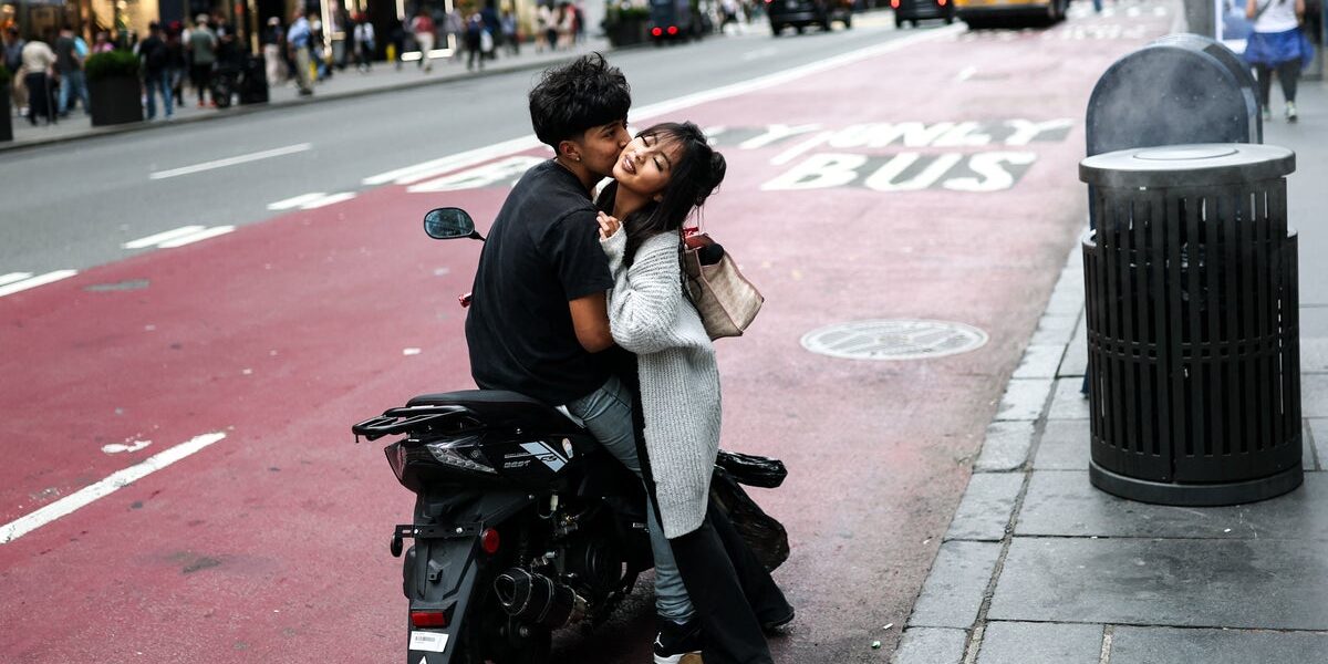 Study finds being single for too long may affect young people's health