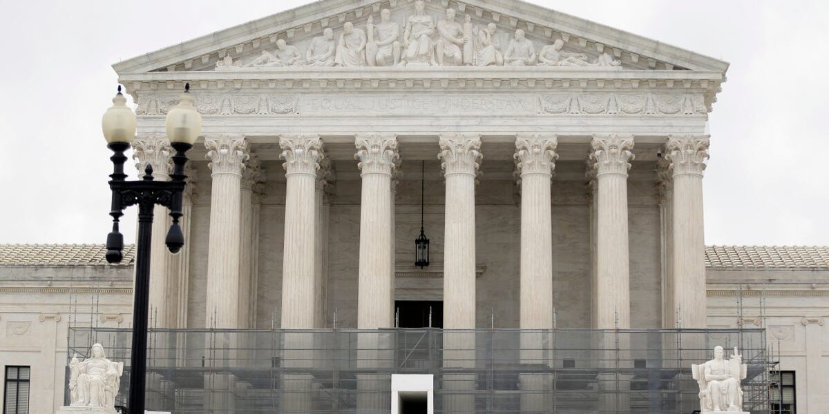 Supreme Court looks likely to strike down Hawaii's gun restrictions in stores and hotels