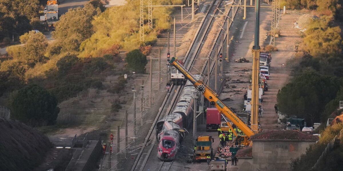 Train hits crane in Cartagena, Spain, third rail accident in a week