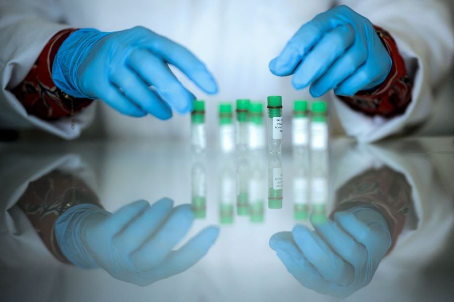 During this follow-up period, there were 2,400 deaths, nearly 10,000 cases of heart disease, and 1,500 cases of lung disease