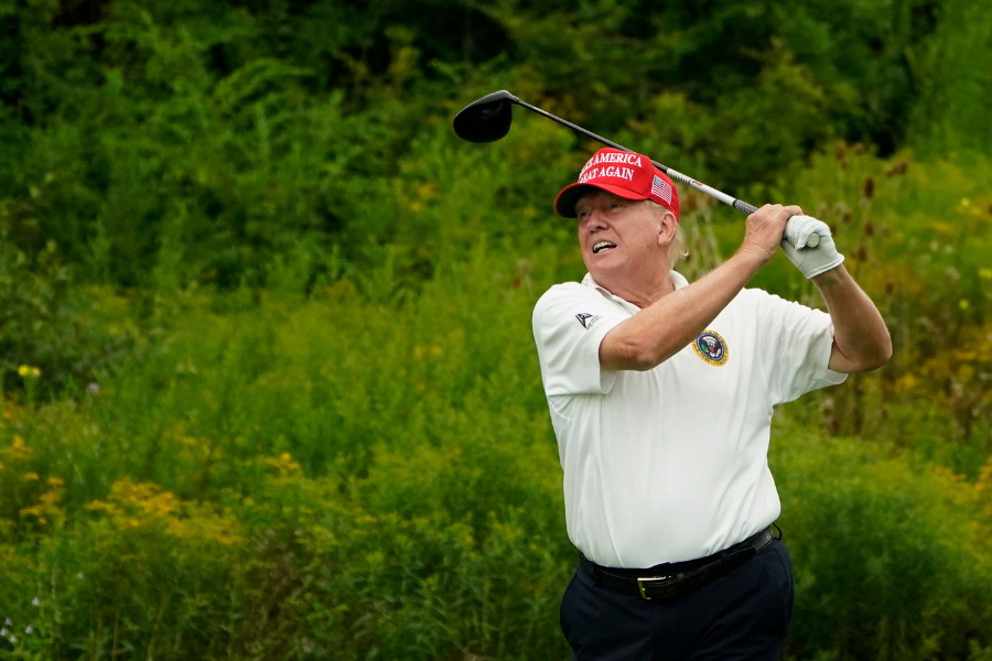 Trump plays golf in New Jersey
