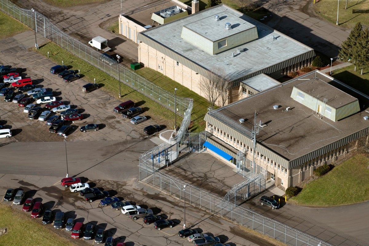 Wisconsin teen who killed prison guard in fight pleads guilty but claims mental illness