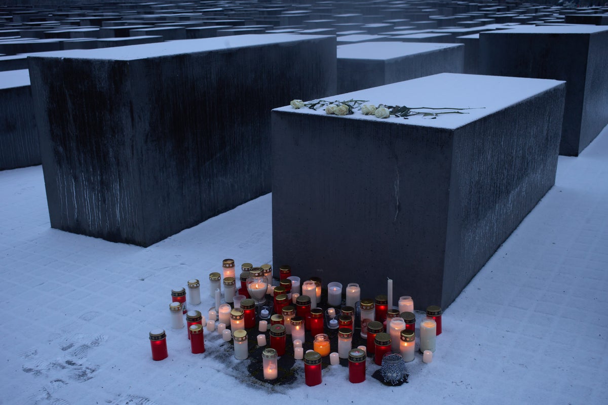 World pauses to celebrate International Holocaust Remembrance Day