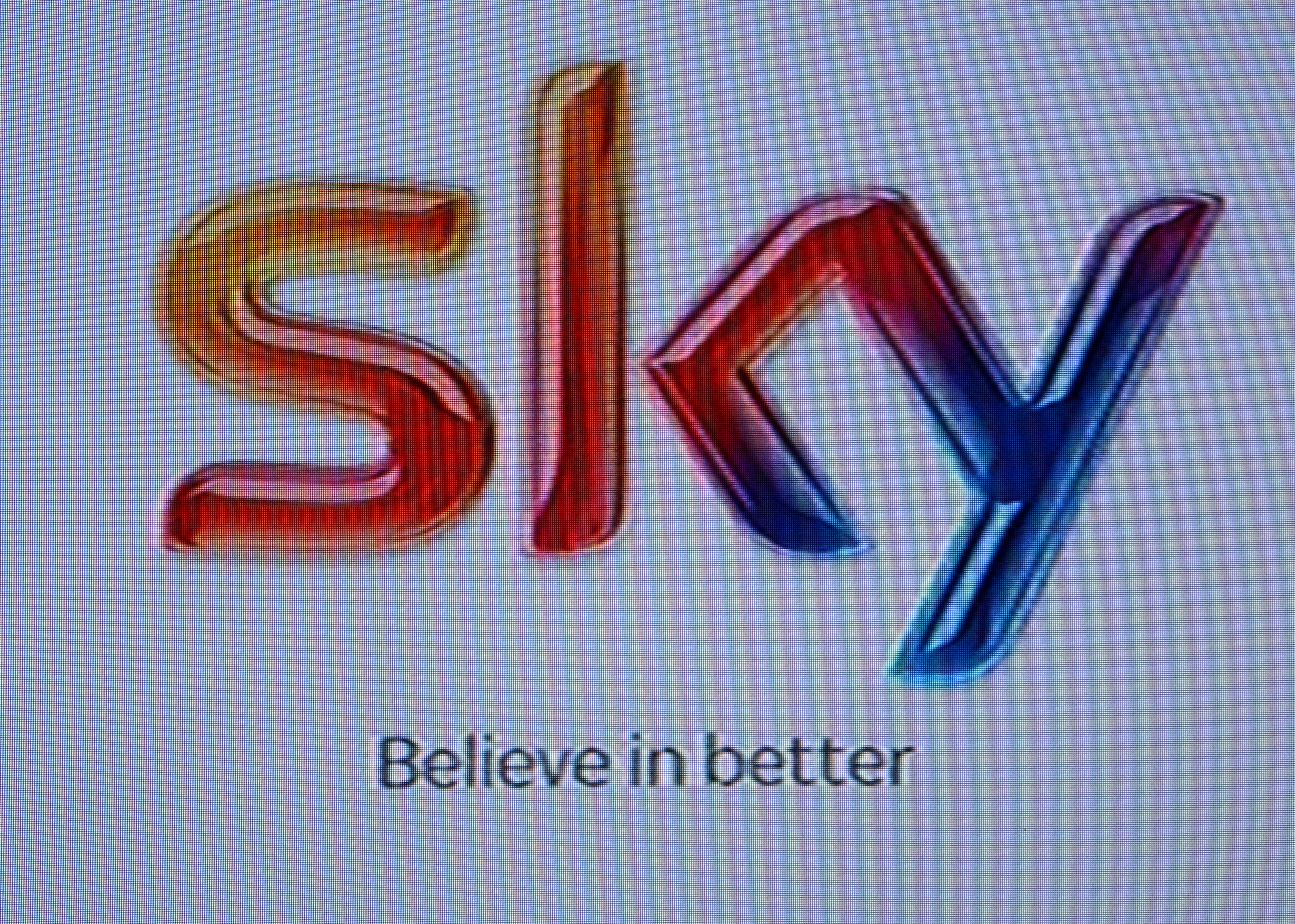 UK Sky TV stations all blacked out, thousands of viewers reporting outages