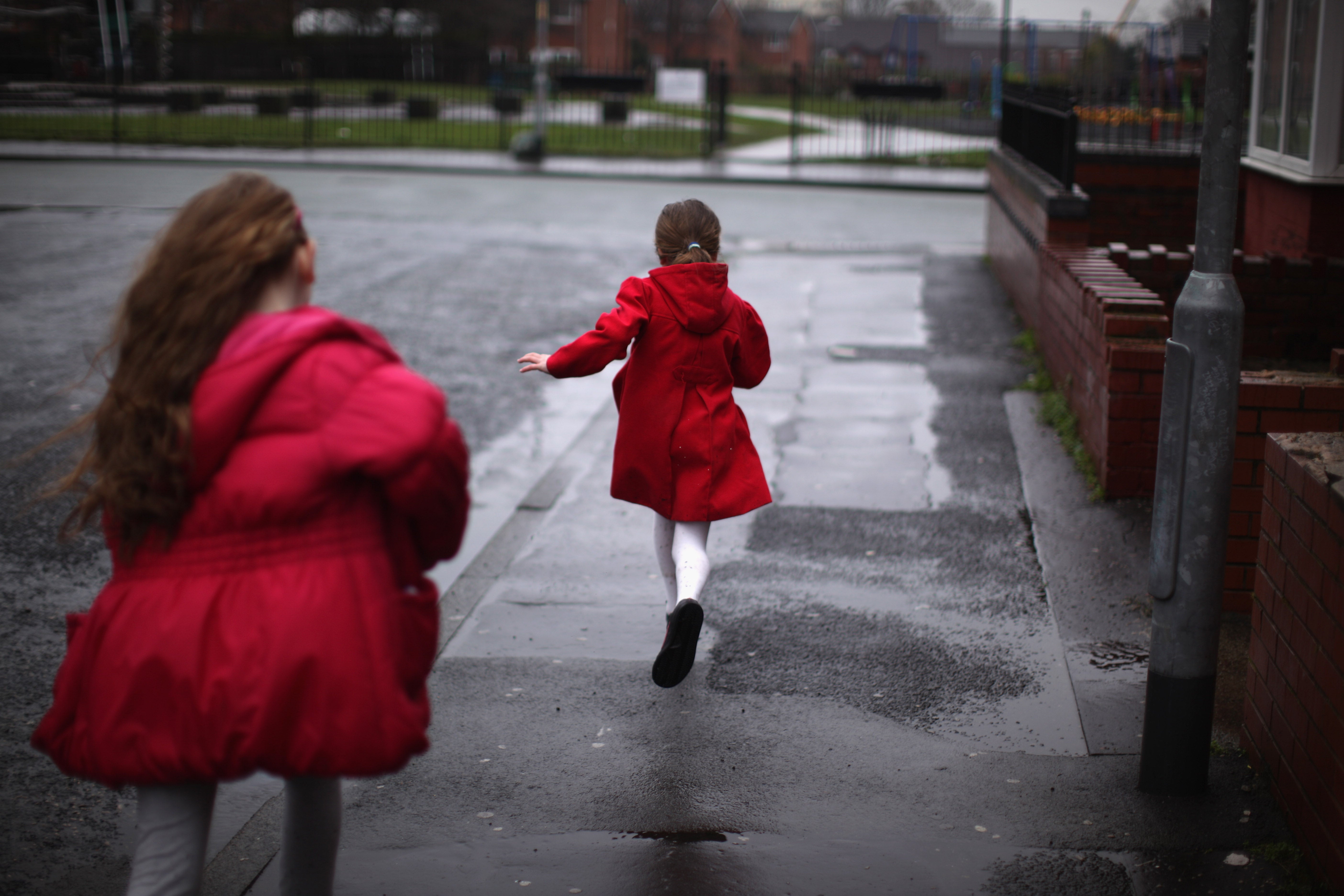 4.5 million children (31%) in the UK live in poverty, an increase for the third consecutive year