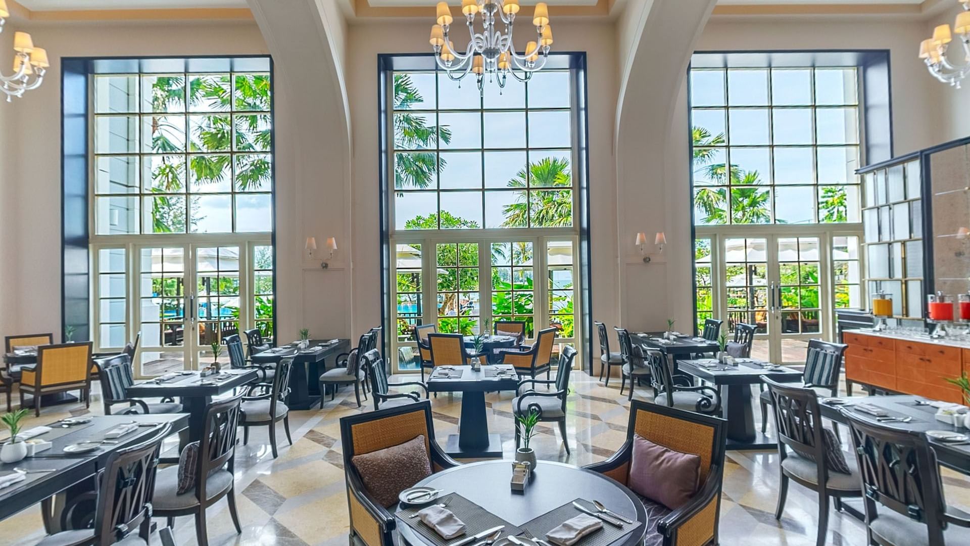 Planter's, Danna's all-day dining restaurant